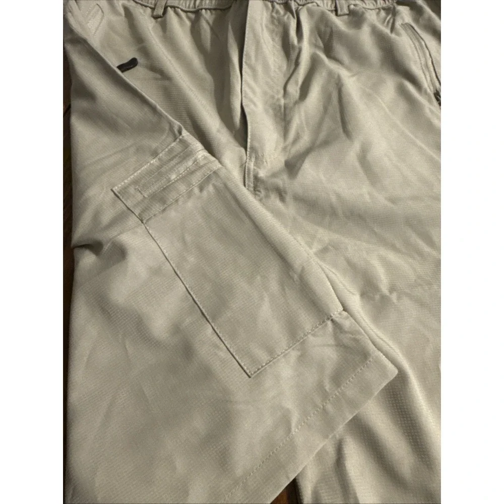Real Essentials 2 Pack: Men's Hiking Cargo Shorts Fishing Size Small pockets‎